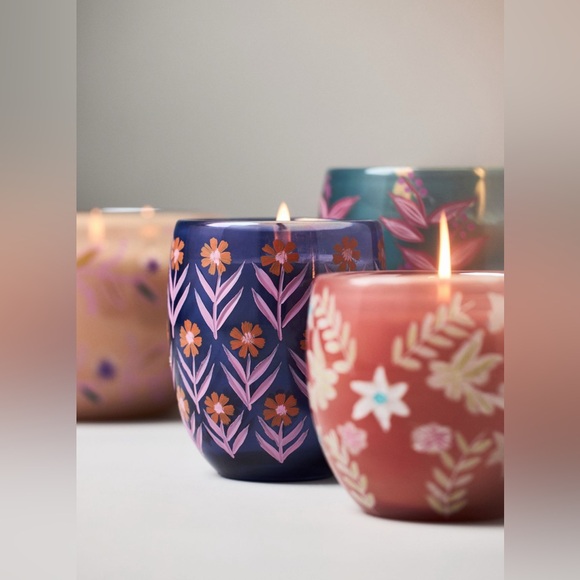 Anthropologie Medina Fruity Hibiscus & Pink Guava Glass Candle, NWT - Picture 2 of 3